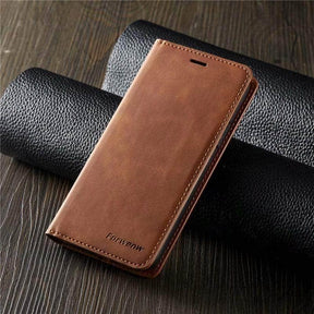 Voor- en achterzijde van het leren fliphoesje voor iPhone 11