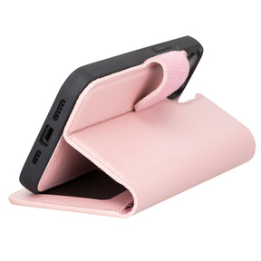 iPhone 13 hoesje roze leer
